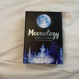 Moonolgy Oracle Cards